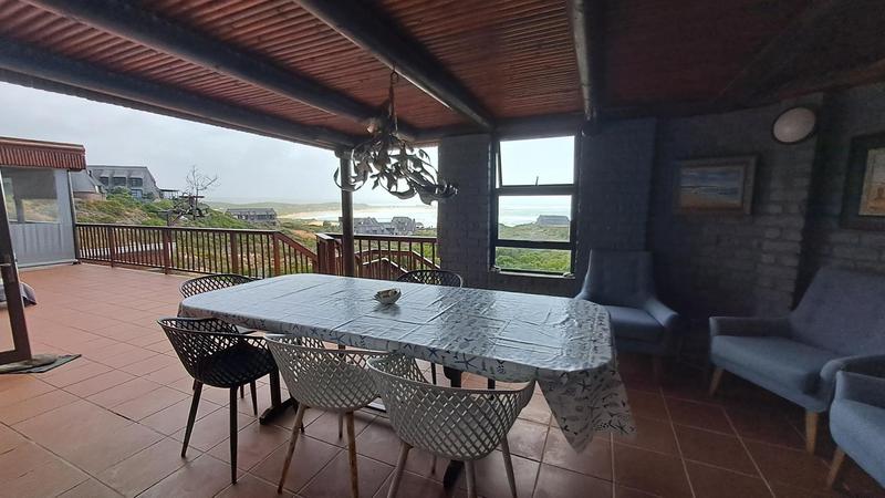 5 Bedroom Property for Sale in Stilbaai Wes Western Cape